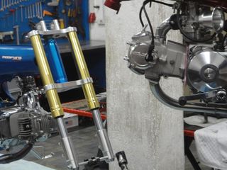 Roumpineto  honda c50 glx50 ss50 dax MODIFYING GARAGE "since1993" TAKEGAWAGR - 4miniracingparts,gr-thumb-72