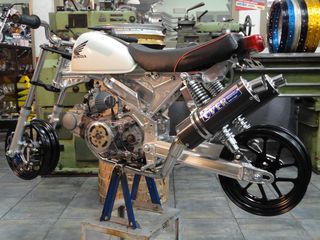 Roumpineto  honda c50 glx50 ss50 dax MODIFYING GARAGE "since1993" TAKEGAWAGR - 4miniracingparts,gr-thumb-89