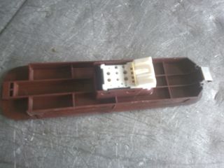ΧΕΙΡΙΣΤΗΡΙO ΠΑΡΑΘΥΡΩΝ ΠΟΡΤΑΣ SUZUKI GRAND VITARA 2000 - 2006-thumb-1
