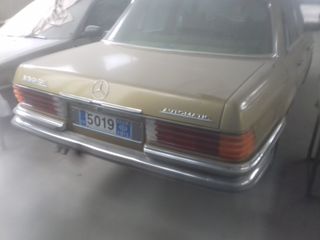 Mercedes-Benz 280SE-thumb-1