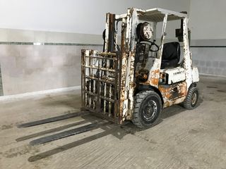 Toyota 1985 2FD25-thumb-1
