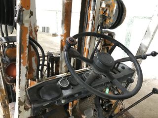 Toyota 1985 2FD25-thumb-17