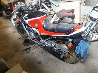 HONDA VF 750F-thumb-3