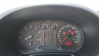 Audi A3 1999 1.6-thumb-5
