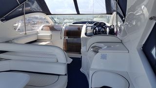 Fairline 2006 34 targa-thumb-1