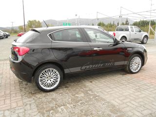 Alfa Romeo Giulietta 2013 1.6 JTDM- SUPER-thumb-7