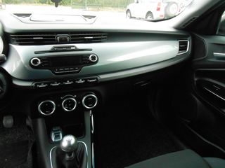 Alfa Romeo Giulietta 2013 1.6 JTDM- SUPER-thumb-15