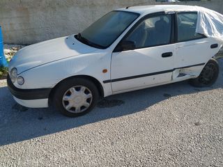 TOYOTA COROLLA 98' 1.4cc-thumb-1