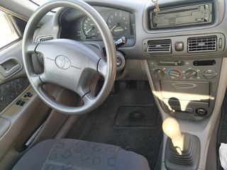 TOYOTA COROLLA 98' 1.4cc-thumb-5