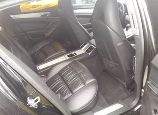 Porsche Panamera 4S '09-thumb-1