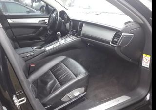 Porsche Panamera 4S '09-thumb-2