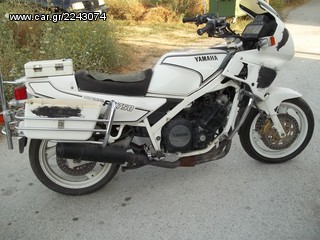 Yamaha FZ750 -thumb-4