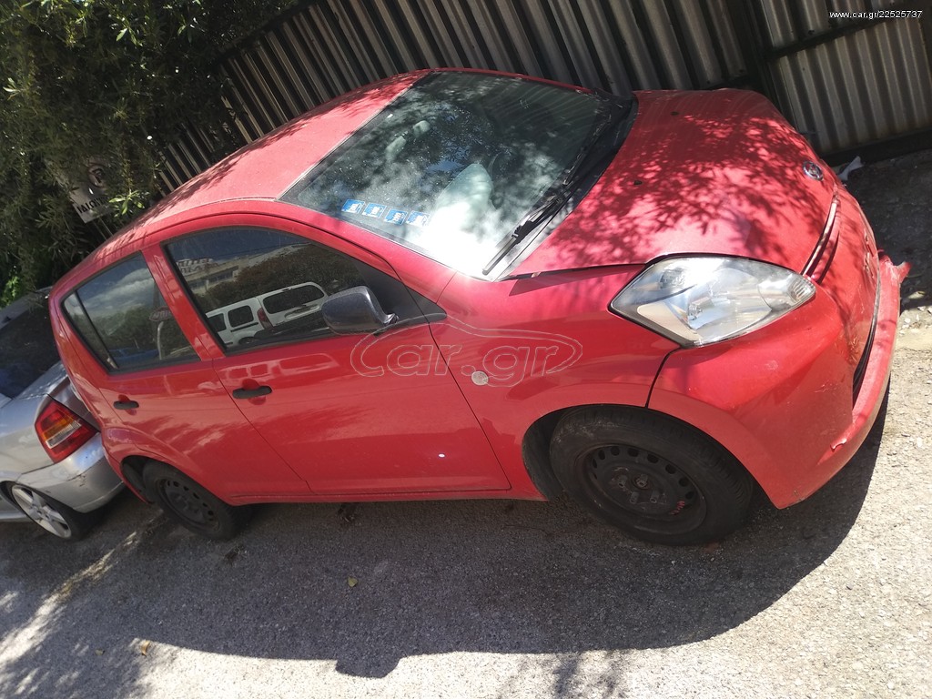 Daihatsu Sirion 2005 5θυρο 1.0cc