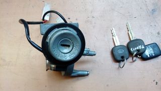 Διακόπτης μίζας DAIHATSU Trevis '06 με κλειδιά-thumb-2