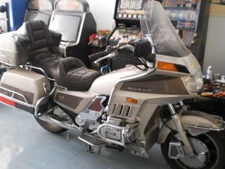 Honda GL 1200 1984 GOLDWING  -thumb-1