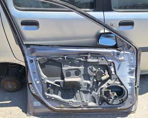 Mazda 6 Πορτ μπαγκαζ με φαναρια/Πορτα οδηγου/Διακοπτες παραθύρων/Τιμονι/Κονσόλα με Χειριστήρια/Ποτηροθηκες/Κονσολα λεβιε ταχυτήτων/Φλασιερα με σερπατινα-thumb-6
