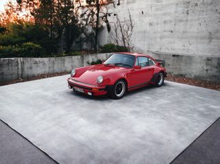 Porsche 911 1982 Turbo 930-thumb-1