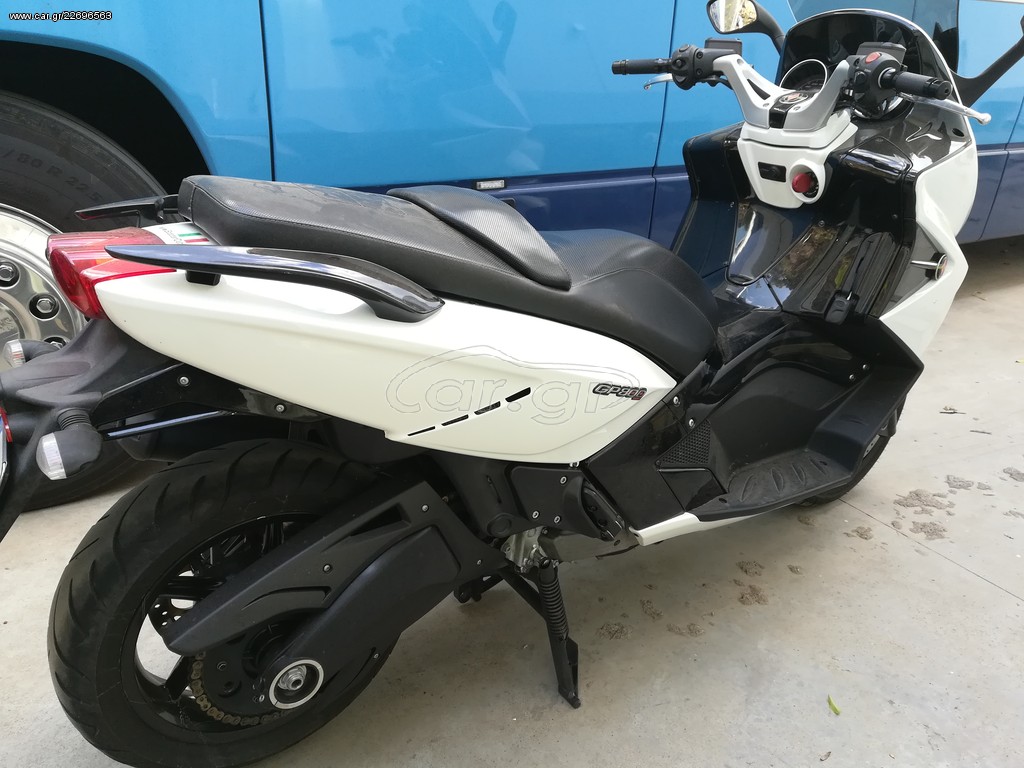 Windschild Gilera GP 800 – Getönt, Siebdruck, Rauchgrau