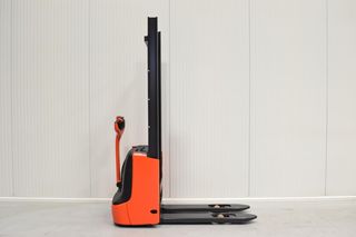 Linde 2010 L10B-thumb-1