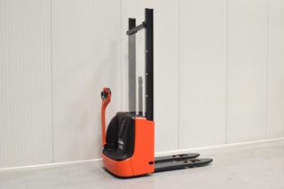 Linde 2010 L10B-thumb-2