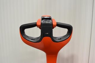 Linde 2010 L10B-thumb-4
