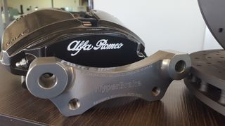 HyperBrake  4pot kit φρένων 330x32 για Alfa Romeo 147 / 156 / GT-thumb-2