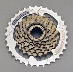 Βιδωτό Ελεύθερο εξαπλέτα Shimano MegaRange