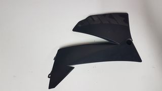 ΔΕΞΙ FAIRING KTM DUKE 640 (ΑΡΙΣΤΗ ΚΑΤΑΣΤΑΣΗ)