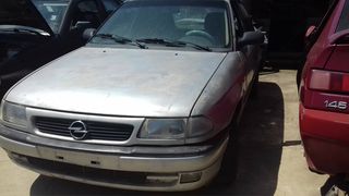 Opel Astra μόνο για ανταλλακτικά  '97