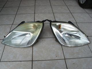 μπροστινα ΦΑΝΑΡΙΑ FORD FTESTA 2003