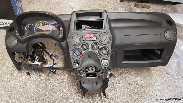 ΠΩΛΕΙΤΑΙ   ΤΑΜΠΛΩ    FIAT  PANDA  +  ΑΕΡΟΣΑΚΟΙ  ΟΔΗΓΟΥ  ΣΥΝΟΔΗΓΟΥ