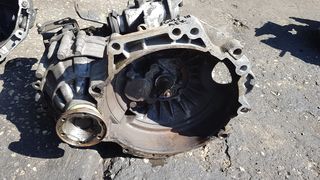 ΠΩΛΕΙΤΑΙ   ΣΑΣΜΑΝ   VW  GOLF  3  1600  AEK