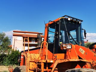 Φορτωτής Με Λάστιχα Doosan 2002 400-thumb-11