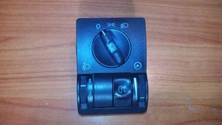 ΔΙΑΚΟΠΤΗΣ ΦΩΤΩΝ OPEL CORSA C 00-06