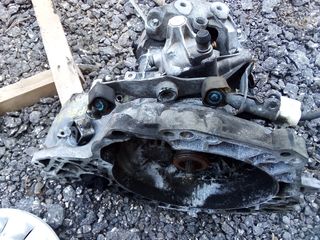 Μονάδα Abs Toyota yaris 2007-thumb-1