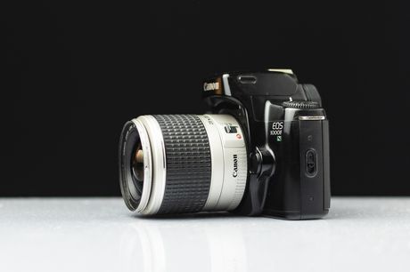 Canon EOS 1000F N και 28-90mm AF Φακός