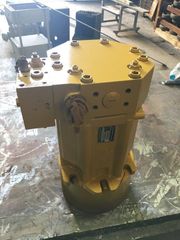 ΑΝΤΛΙΑ ΥΔΡΑΥΛΙΚΟΥ CATERPILLAR D8N-D7R-D7H-thumb-1