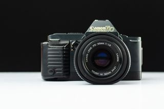Canon T70 & 50mm f1.8