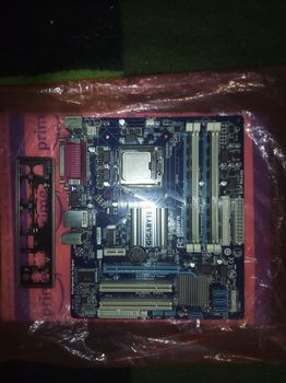 Gigabyte ga-g41m (Rev 2.0)(Socket 775)-combo ddr2/ddr3 / Core 2 Quad Core Q8300 2.5 GHZ