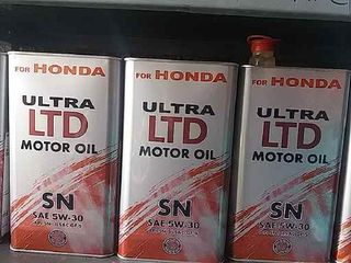 Πωλούνται λάδια αυτοκινήτου