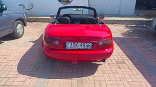 Mazda MX-5 1990 miata-thumb-9