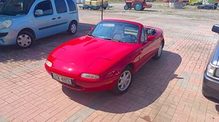 Mazda MX-5 1990 miata-thumb-12