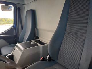 Ψυγείο Volvo 2012 FL 240 EURO 5  ΨΥΓΕΙΟ προσφορά-thumb-4