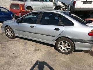 RENAULT LAGUNA-thumb-3