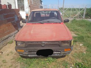 Volkswagen Taro 2000