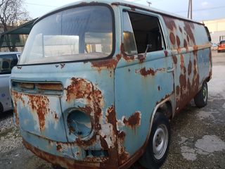 Volkswagen T2 1973 A-thumb-1
