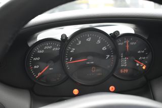 Porsche Boxster 2001-thumb-17