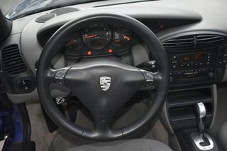 Porsche Boxster 2001-thumb-20