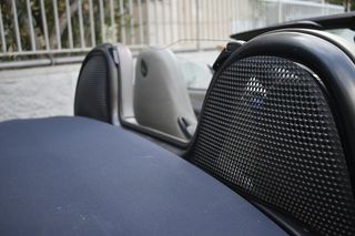 Porsche Boxster 2001-thumb-22
