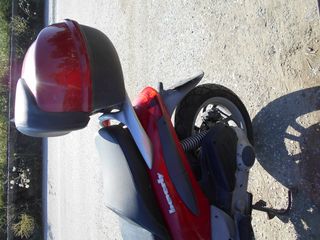PIAGGIO BEVERLY 200-thumb-3